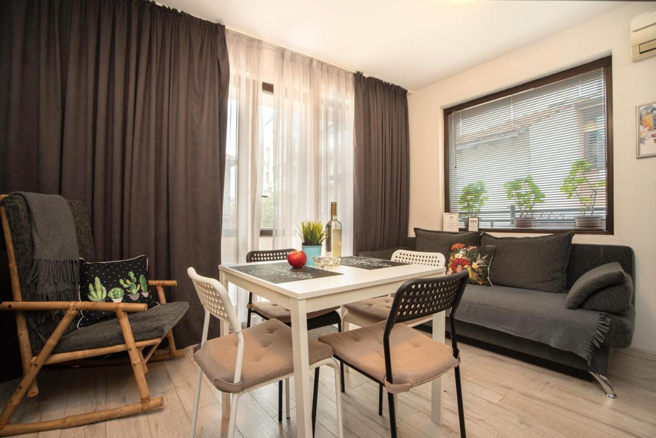 Vera By Rv Apartments Varna Dış mekan fotoğraf